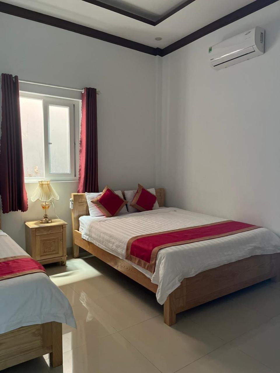 Lak View Hotel Lien Son Buitenkant foto